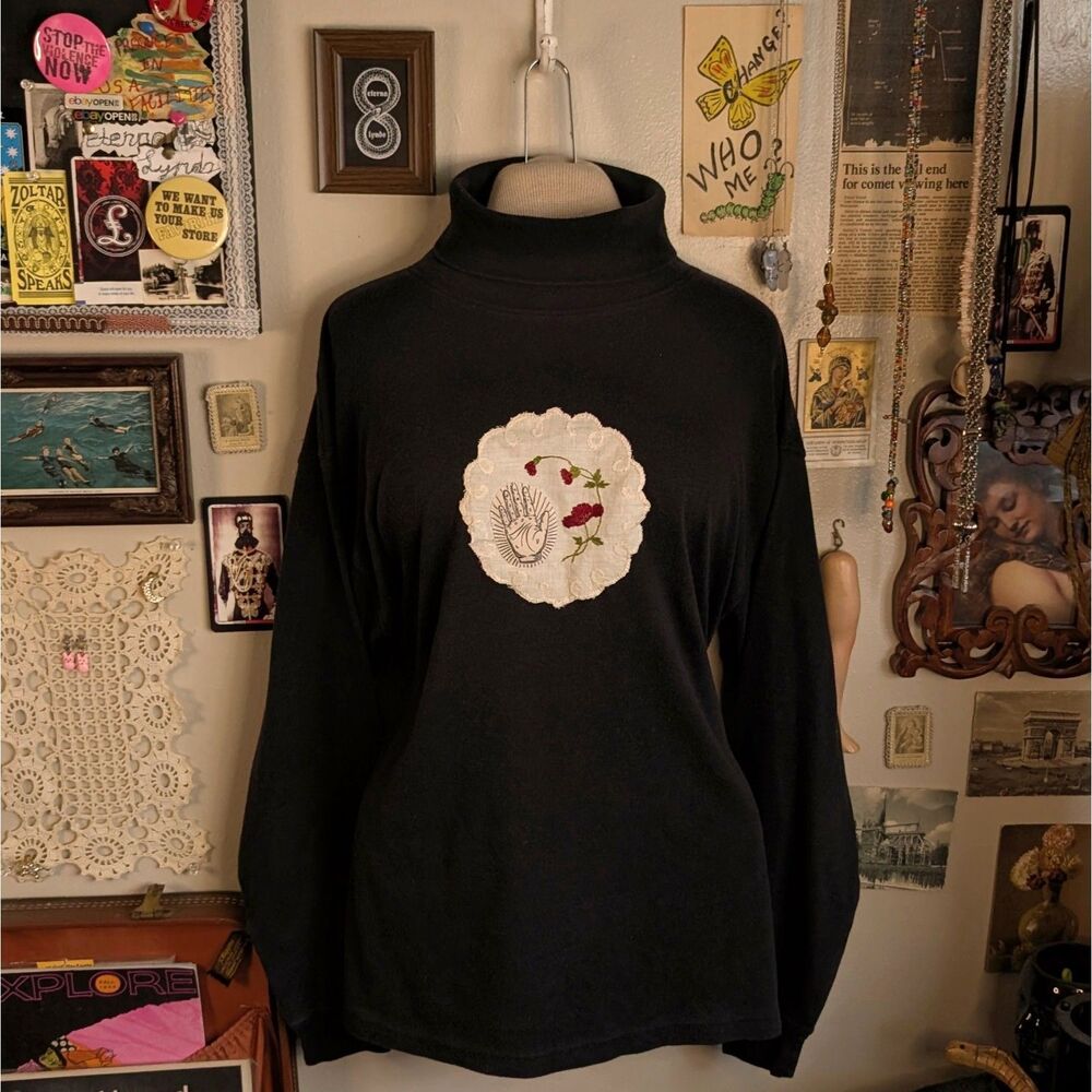 Vintage Embroidered Graphic Turtleneck Long Sleeve Women's XL Black